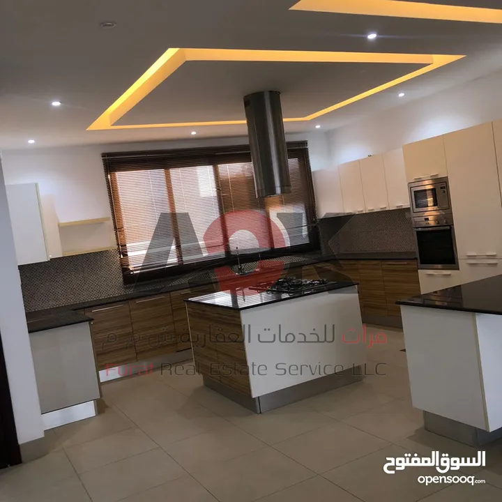 فيلا راقية جدآ للإيجار في غلا مسقط هيلز مطبخ أمريكي   luxury villa for rent in gala