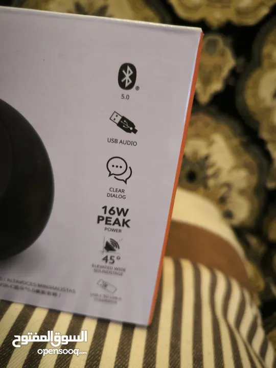 Creative Pebble V3 Minimalistic 2.0 USB-C Clear Dialog Enhancement Bluetooth 5.0 8W RMS /16W Peak Po