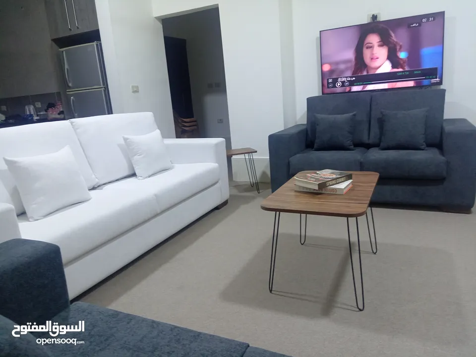 طقم كنب امريكي ثقيل جدا جدا تفصيل استعمال عرسان بحالة الجديد للبيع