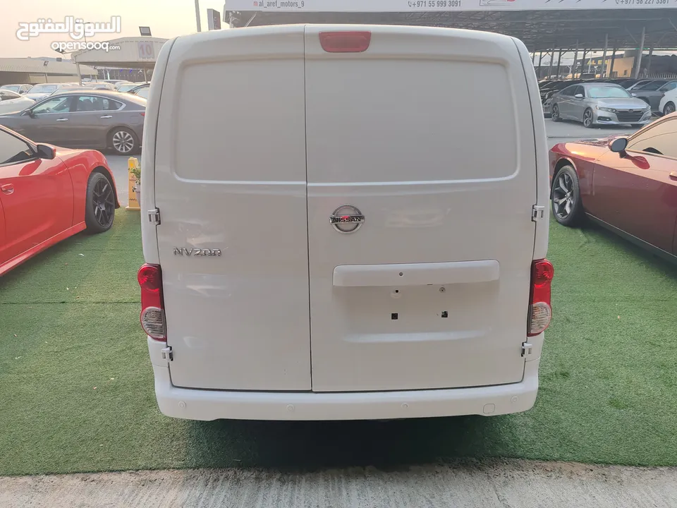 Nissan NV 200 model 2021