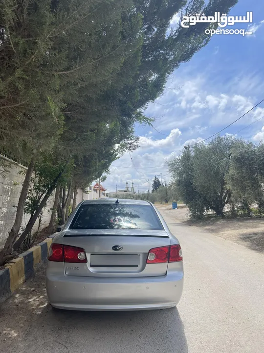 كيا لوتزي 2006 3 جيد لون سلفر ماتور 2000cc