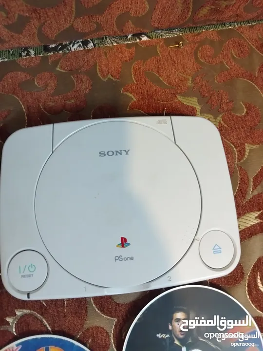 يد ps1 اصلي مع قطع ps1  اصليات  نضيفه  للبيع او البدل ع يد او شي ثاني