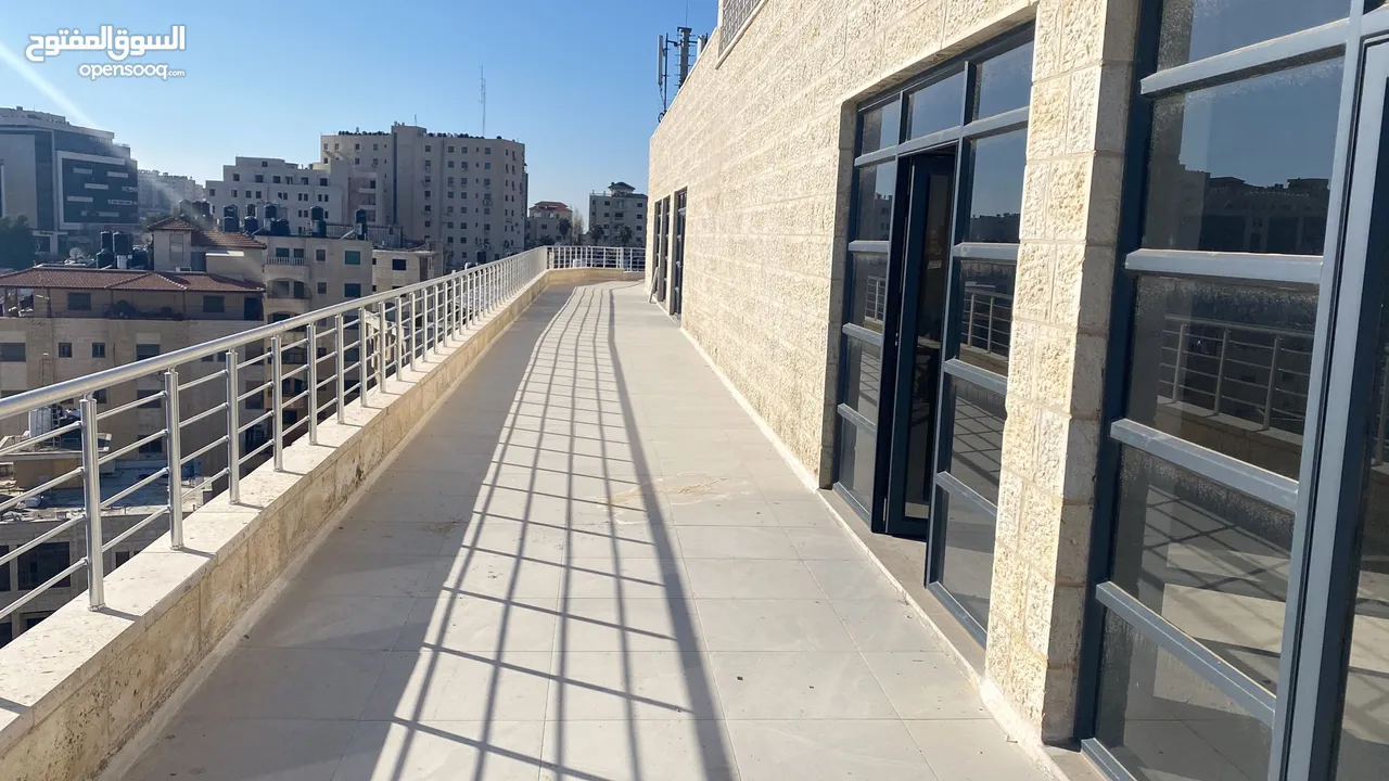 روف تجاري للبيع