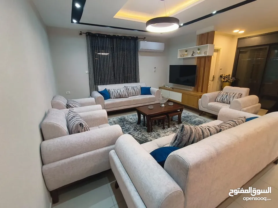 شقه مفروشه للإيجار furnished apt for for rent