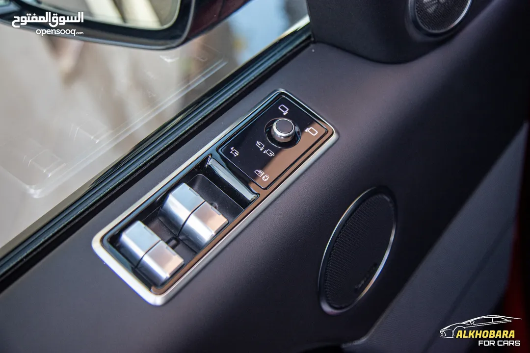 Range Rover Sport 2021 Hse Plug in hybrid black package   السيارة وارد و كفالة الشركة