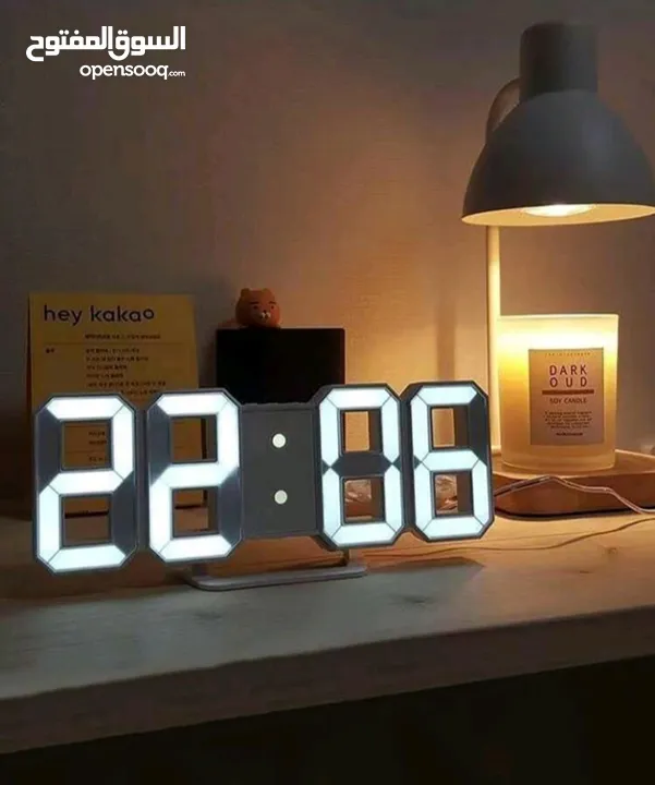 ساعة رقمية طاولة وحائط