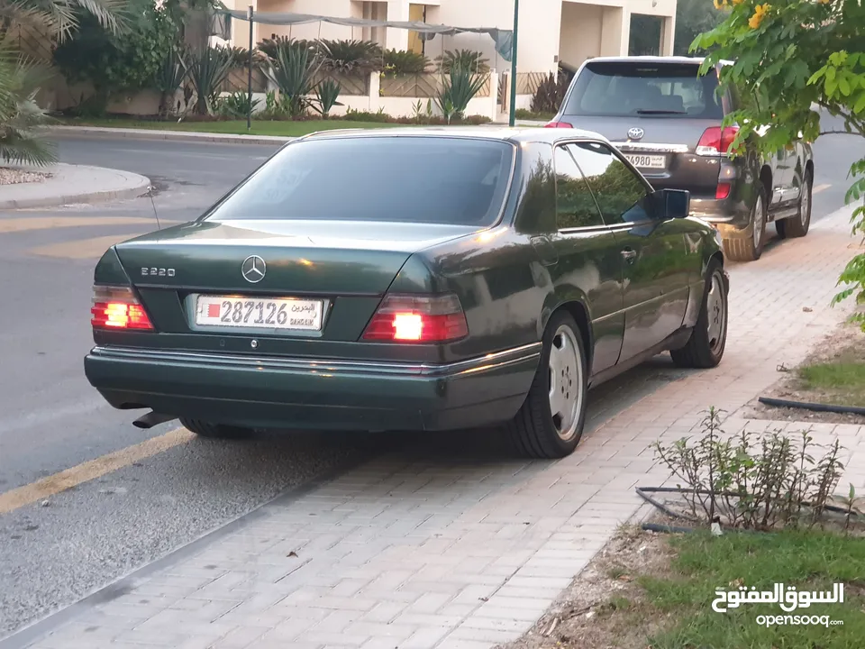 Mercedes 124 C للبيع