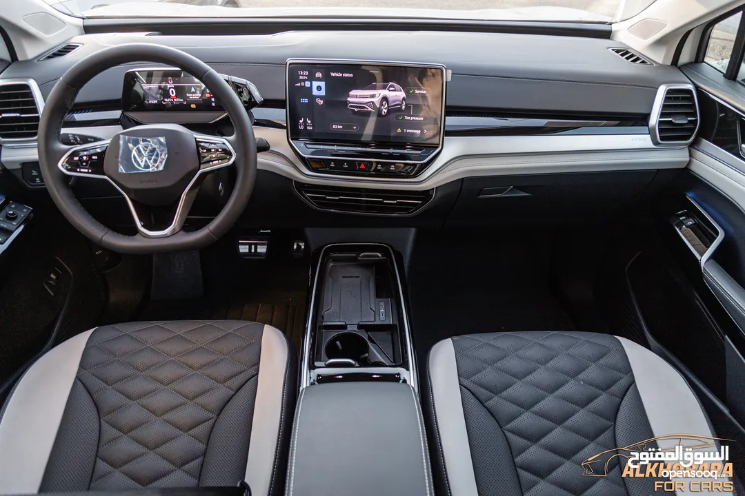 Volkswagen ID6 Crozz Pro 2024 Piano black