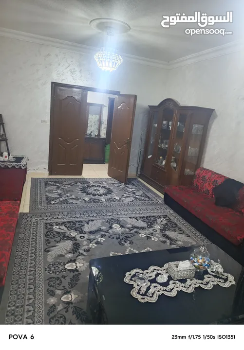 منزل لقطة للبيع بسبب السفر