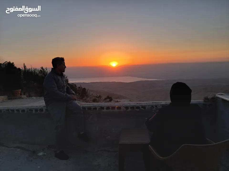 مطلوب شريك لتشغيل مطل مع بيت ريفي مطل كوفي شوب مطل  جلسات طريق حمامات ماعين الرئيسي مطله على البحر