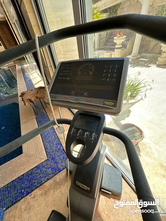 technogym  excite 700i Cardio wave LED