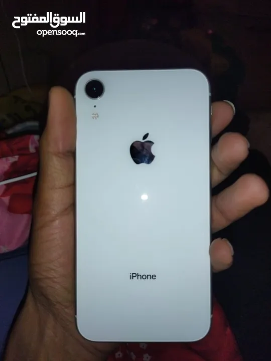 IPHONE XR 128 white