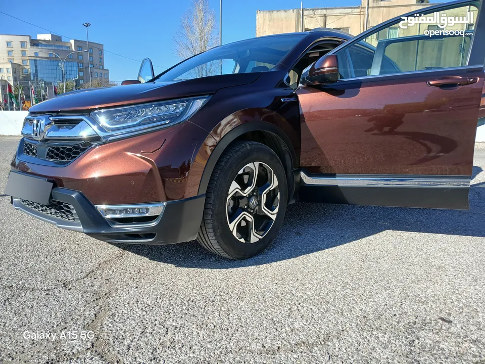 سياره للبيع  .  هوندا cr-v هايبرد 2019