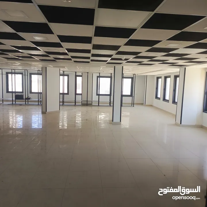 مكاتب جديدة للايجار مساحات واسعة