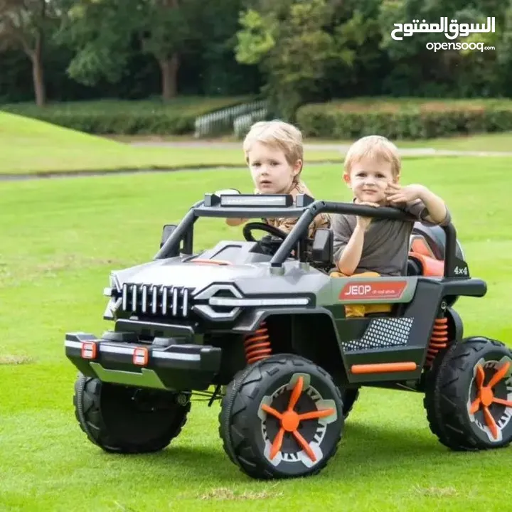 VOITURE BIG JEEP LED ELECTRIQUE 12V 4عرض خاااااا Batterie 12V.5 Moteurs