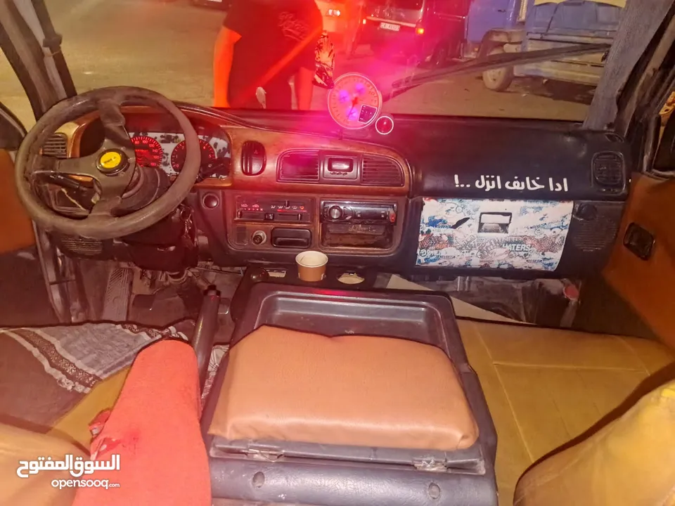 باص H100 موديل 2001