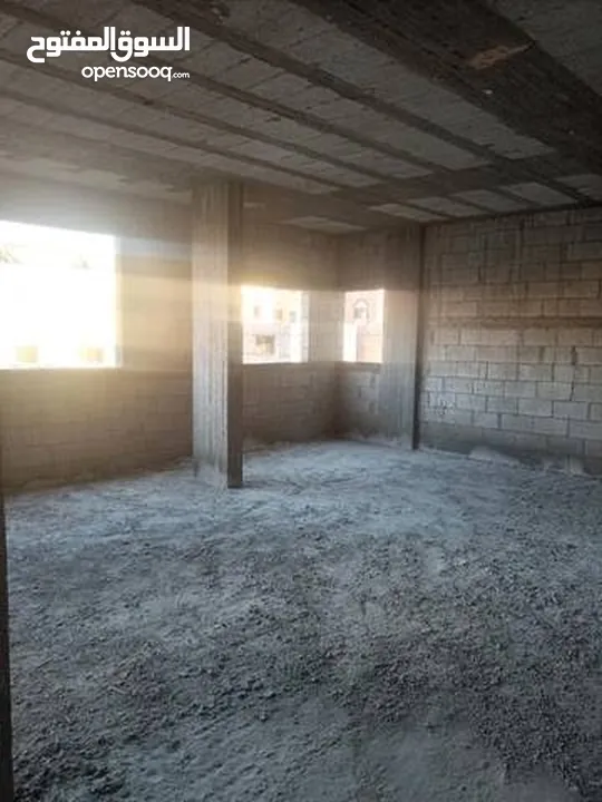 شقق عظم مساحه شقه 130متر بدفعه 10الف شيكل للعظم و 50الف شيكل للمشطب