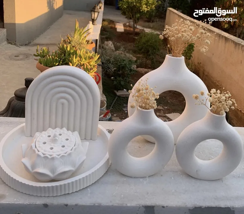 لمسه فخامه لجميع انواع الجبس والتحف الصغيره وجميع التصميم الداخليه الراقيه