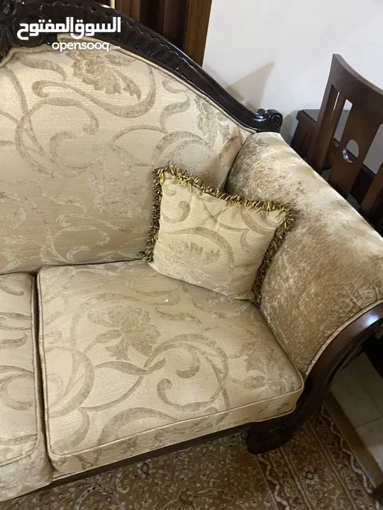 طقم كنب ضيوف مستعمل