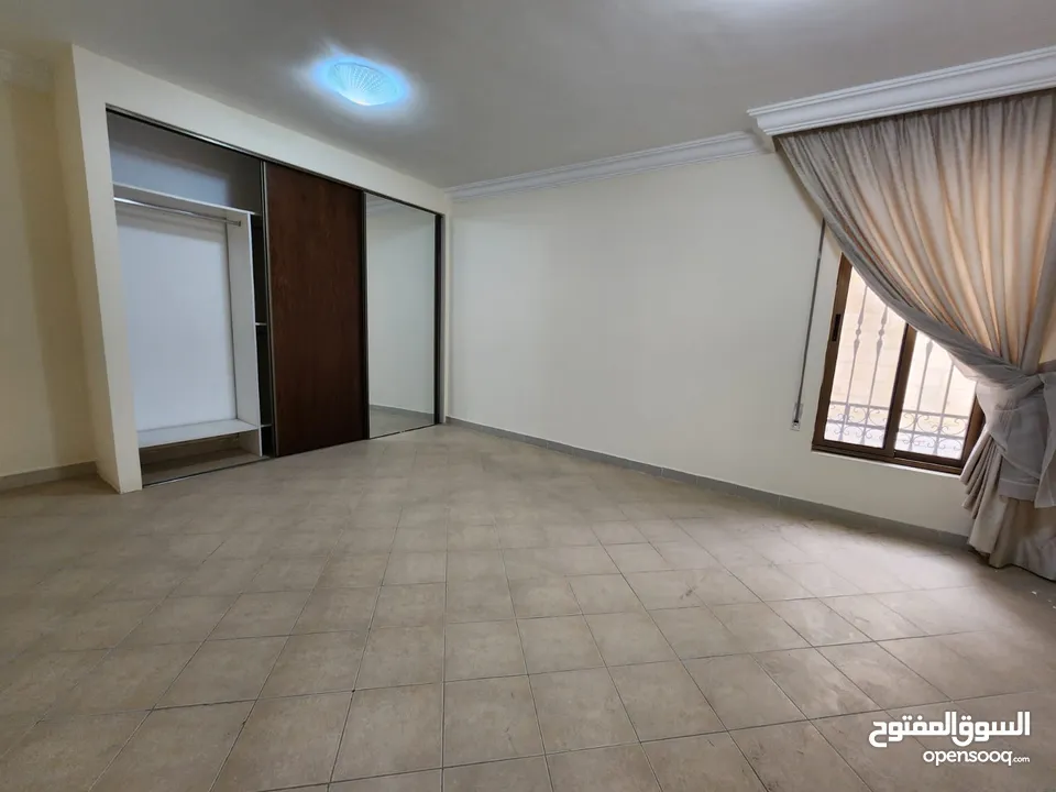 شقة دوبلكس مع ارضي وتسوية  للبيع او للإيجار في عبدون - ref : 14476