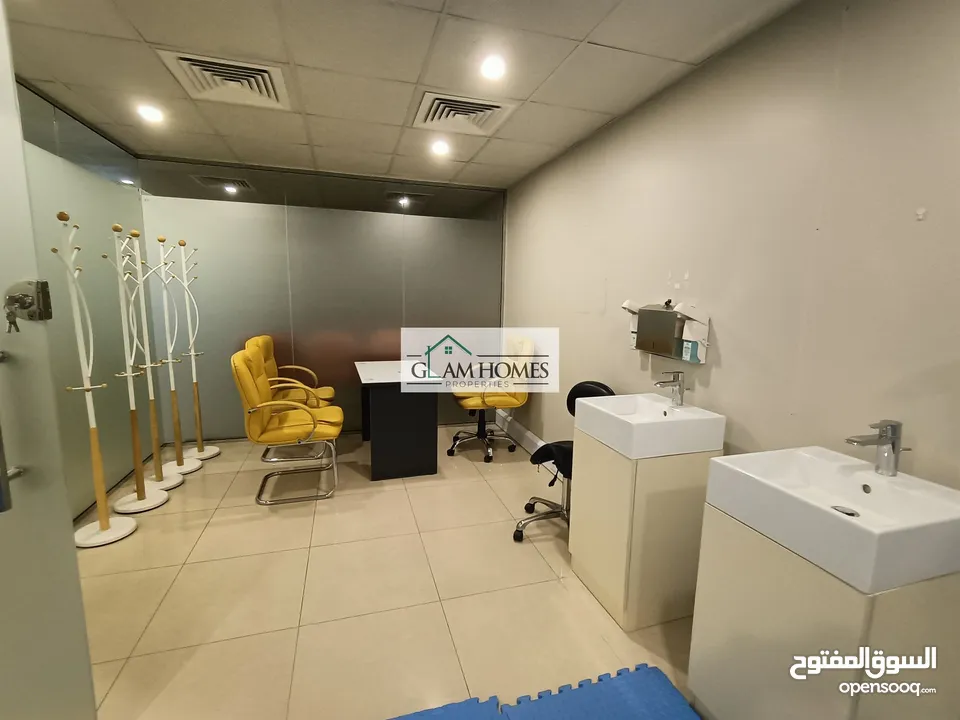 Furnished office space for rent at a good location Ref: 538S