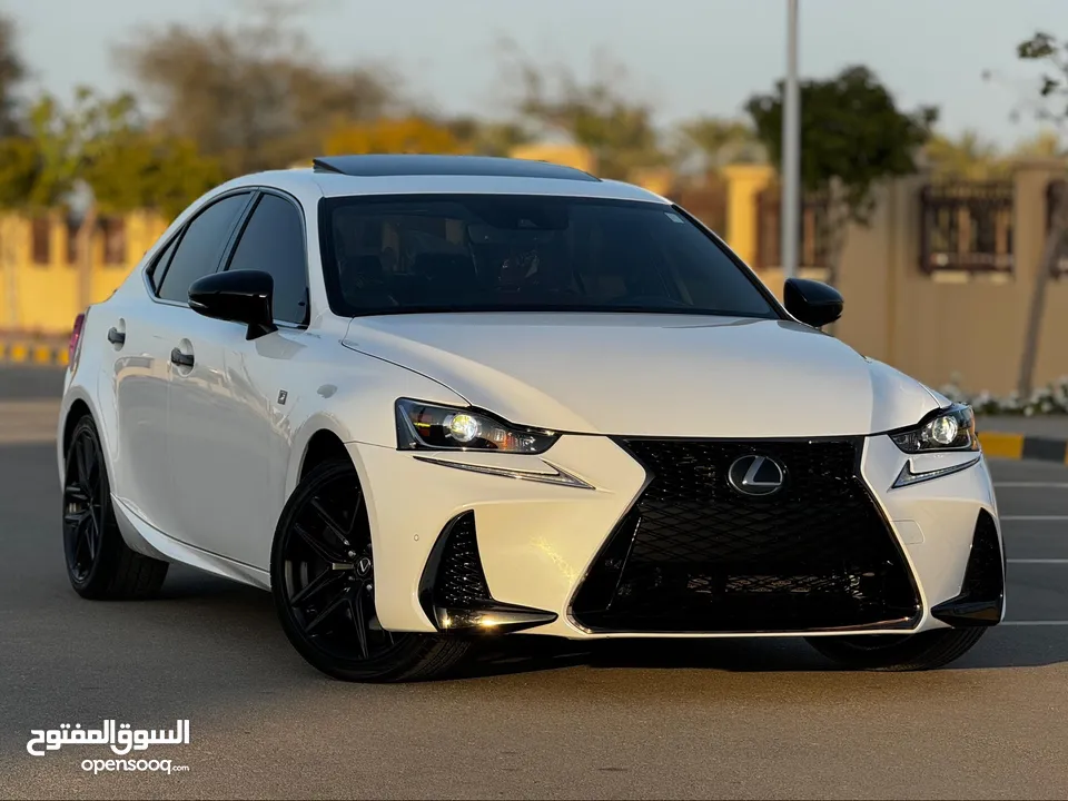 لكزس IS 300 F sport