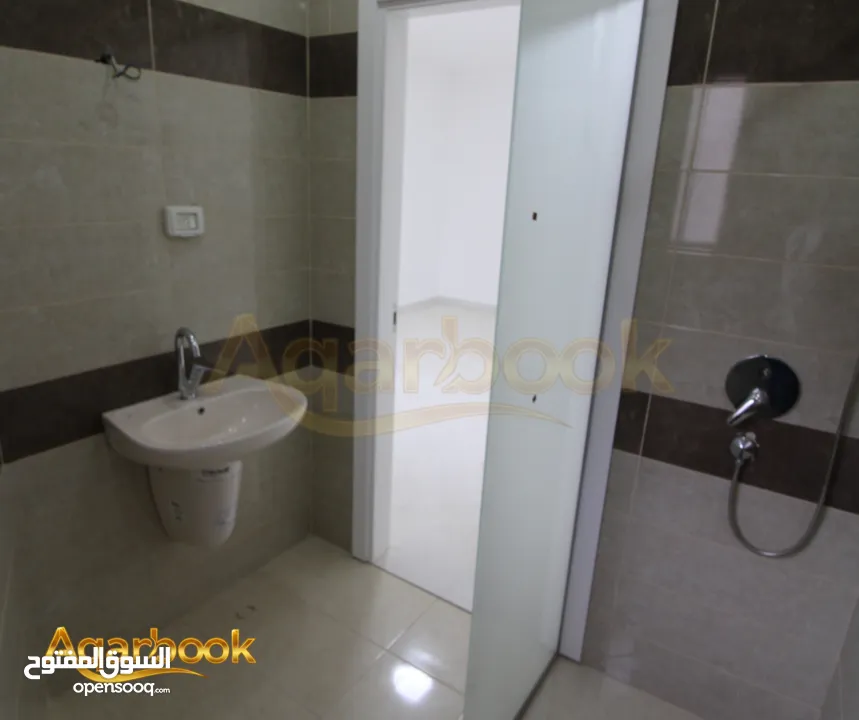 رووف فاخر بتشطيب حديث للبيع عين مصباح – قرب جامعة القدس المفتوحة