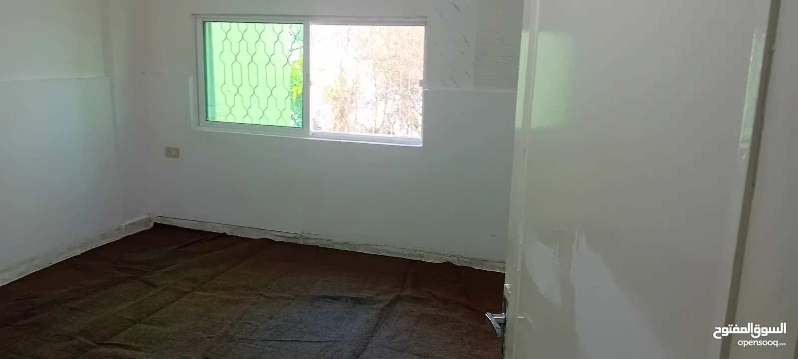 شقة للإيجار في زبده
