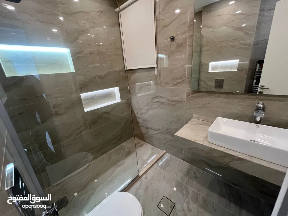 Three bedroom apartment for rent in Abdoun ( Property 42244 )-174775234