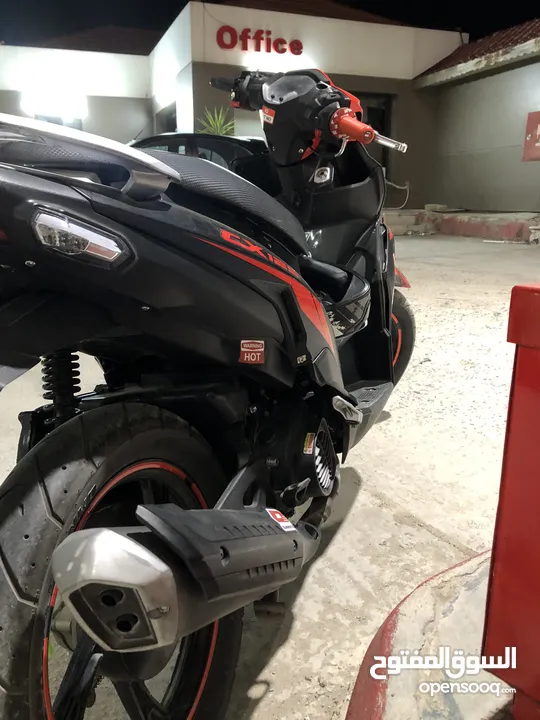 سكوتر QJ MOTOR CX 125 موديل 2022