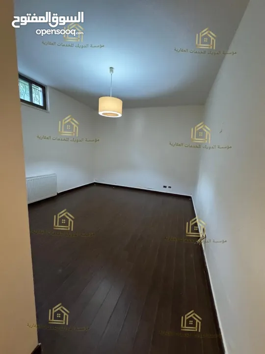 شقة فارغة - دابوق - 2نوم ماستر - 200م - قرب الخدمات العامة