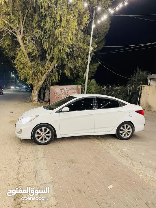 هونداي اكسنت ماطور 1600 جير 4غيار