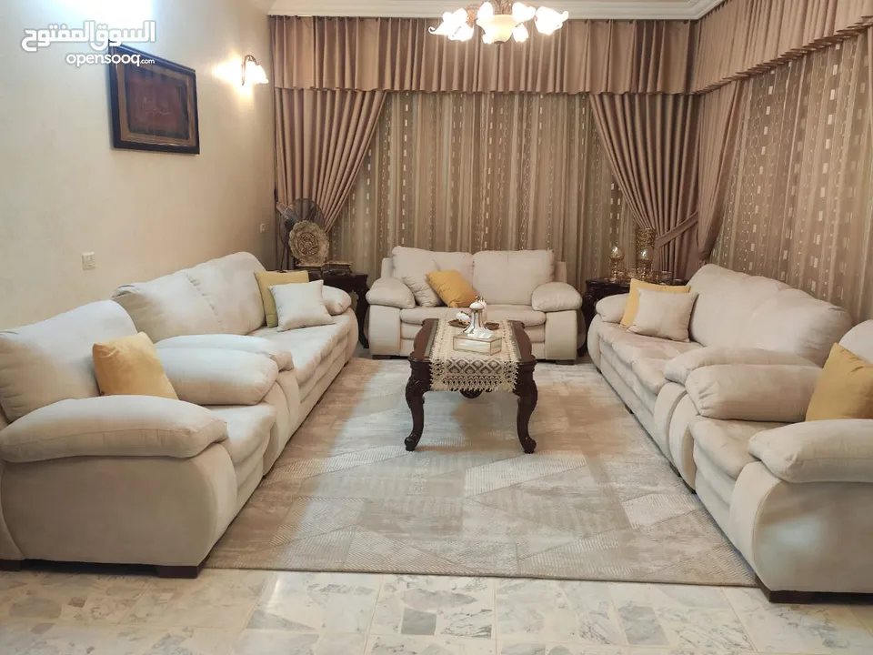 طقم كنب للضيوف