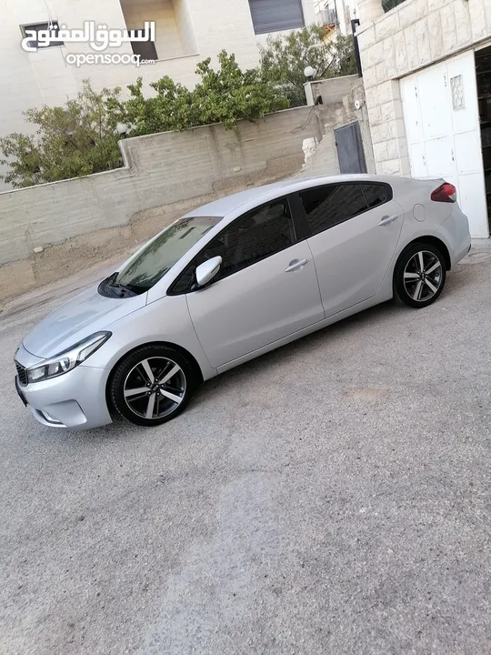 كيا K3 / ماتور 1600 / ديزل / موديل 2017 اصل كوري / فحص نخب / الأكثر طلبا