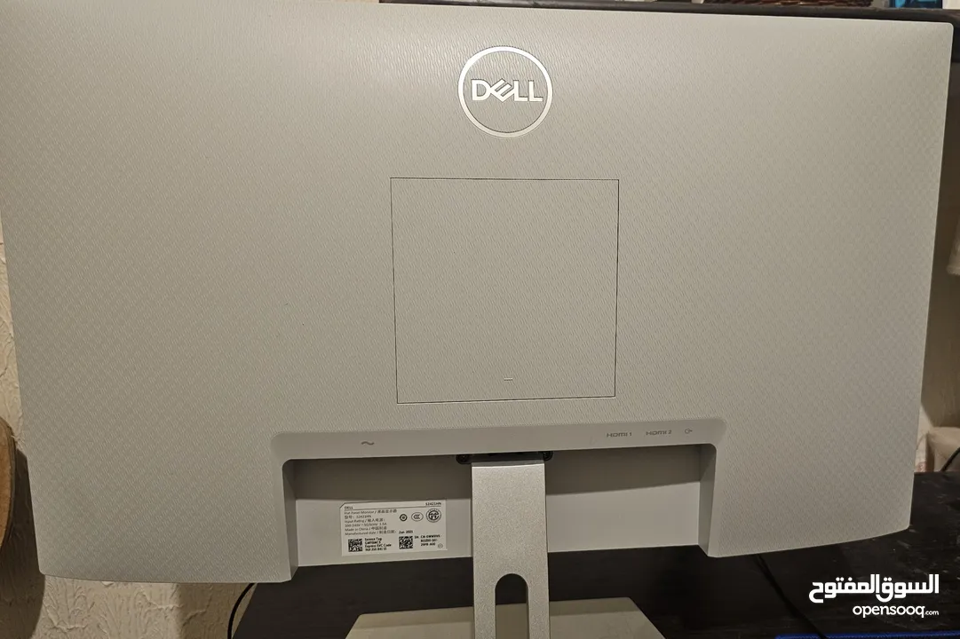 شاشة كمبيوتر Dell 24 بوصة جديده