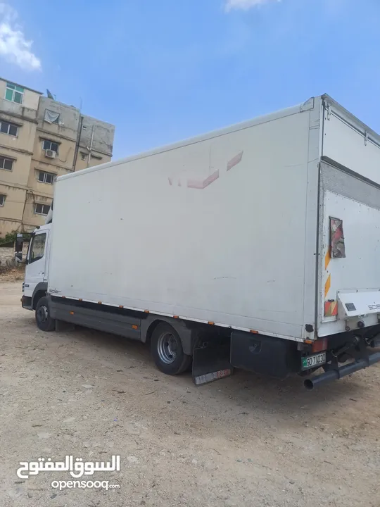 مرسيدس اتيكو 2013  818