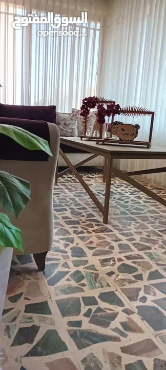 كورنر حرف L