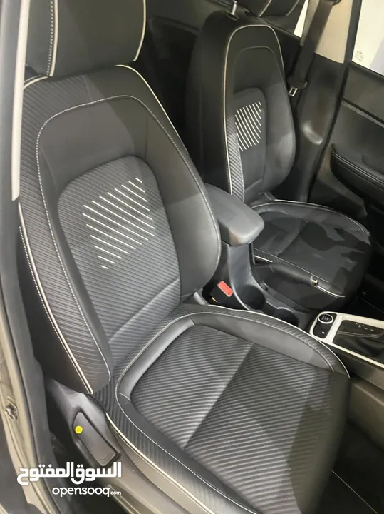 2020 Hyundai venue (v)