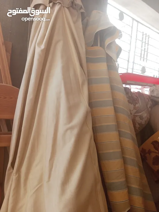 موجود شمسيتين للبيع