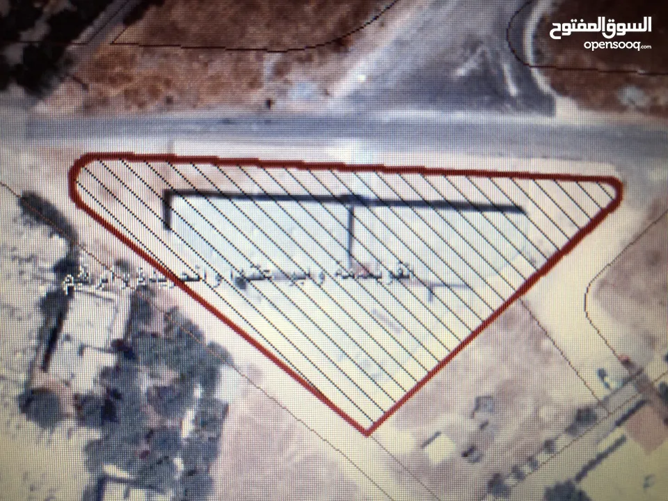للبيع مجمع صناعي 26 مخزن في الجويده حوض اقصير السهل جنوب عمان