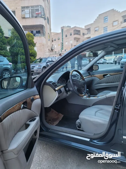 Mercedes Benz e200 للبيع  السياره تبارك الله فل الفل ما بتحتاج اشي