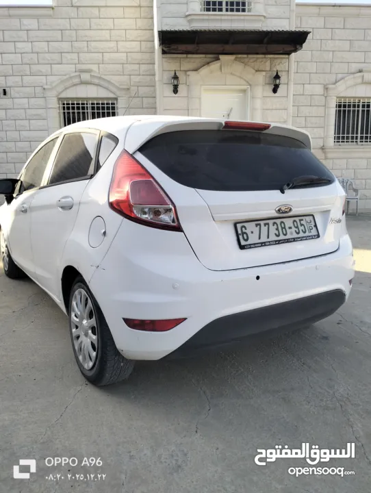 فورد فييستا 2013