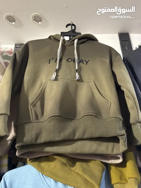 معرض مون لايت للملابس الأطفال وتجهيز العرائس وبأسعار منافسة للجميع ومتوفر خدمة توصيل لجميع قطاع غزة