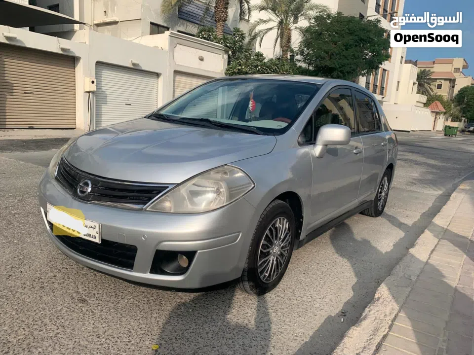 Nissan Tiida Mid option 1.8L 2011