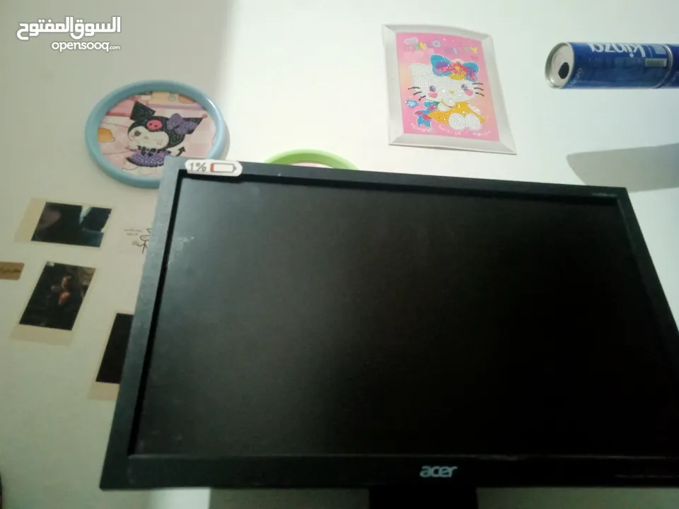 acerمستعمل نظيف لم يتم استخدامه الا مره واحده ويعمل بشكل جيد ومع هديه كيبورد+ماوس مجاناً بسعر جيد