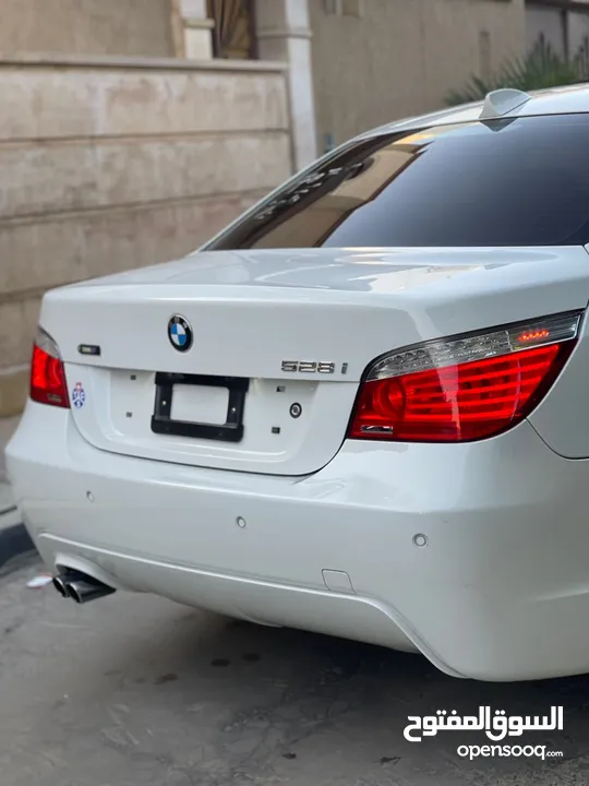 ‏ (M) BMW حاجب بدي ام من دارها     ‏