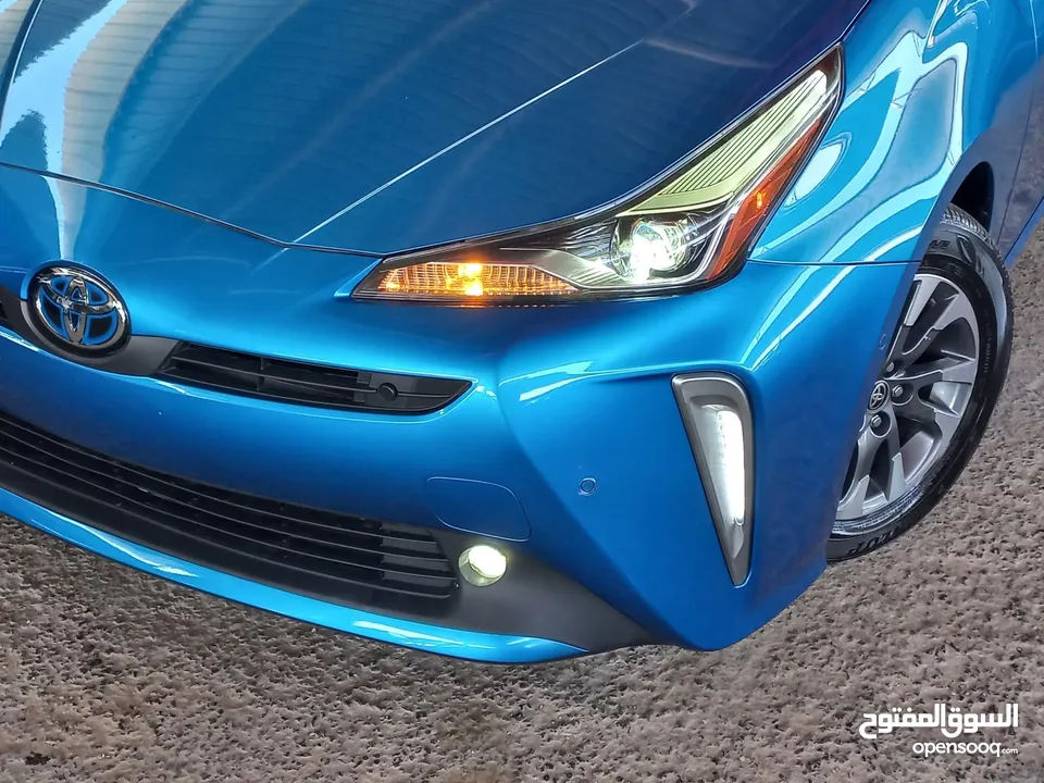 TOYOTA PRIUS HYBRID LIMITED 2022(تويوتا بريوس ليمتيد هايبرد 2022 )