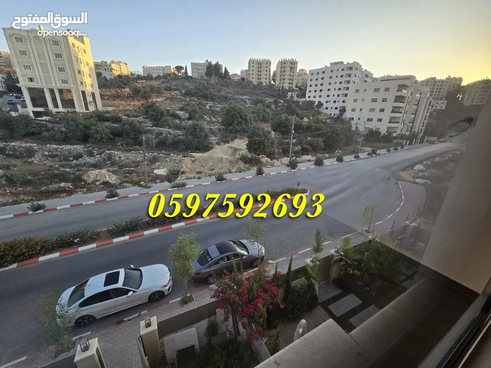 فيلا فاخرة ثلاثة طوابق للايجار ( للمؤسسات والسفارات ) مساحة 350 م رام الله - الطيرة