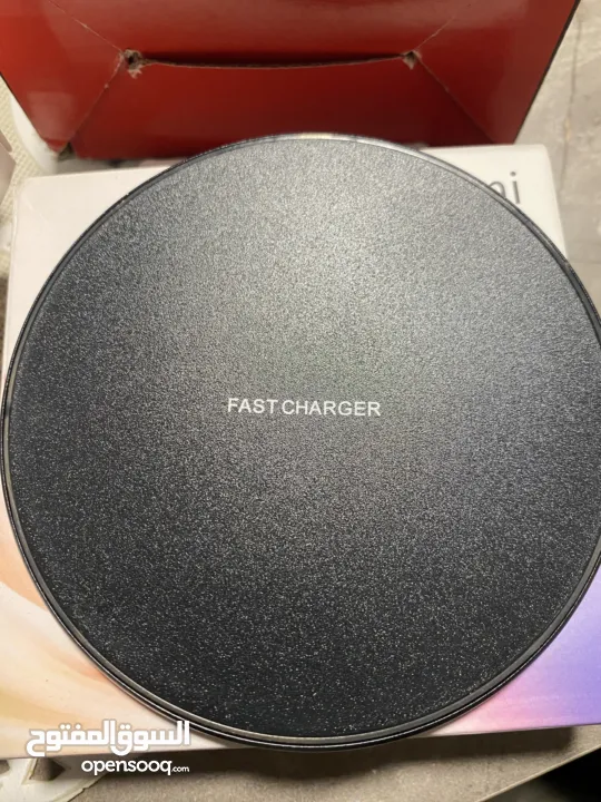 شاحن جوالات لا سلكي ممتاز