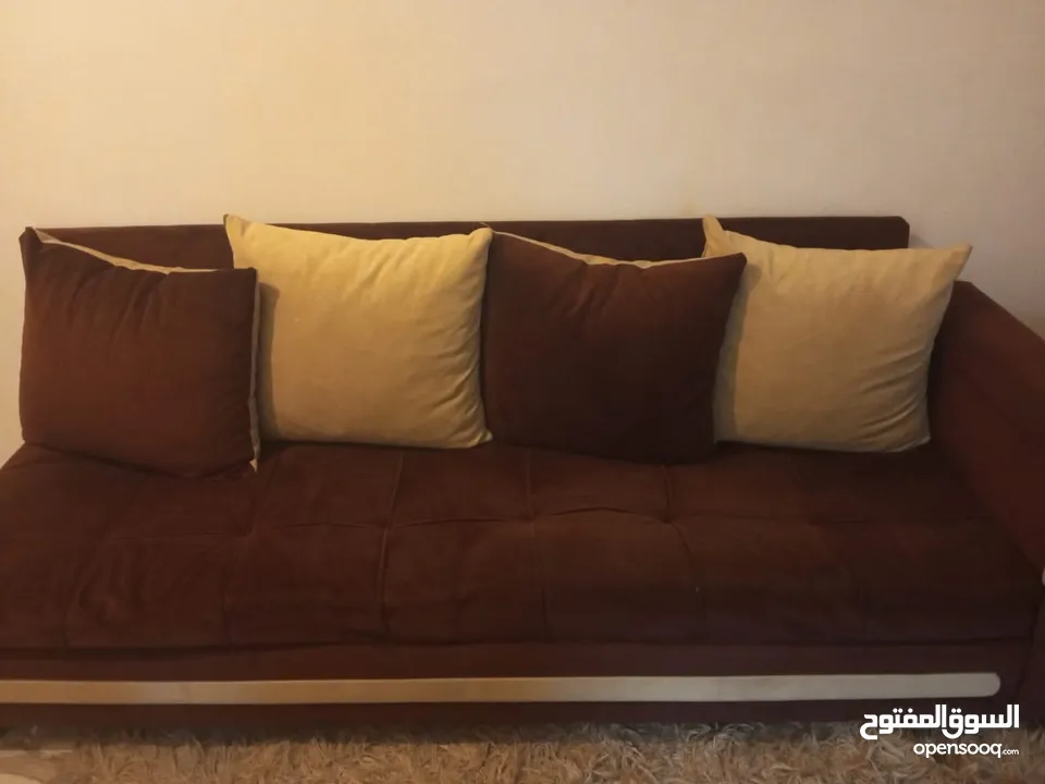 اثاث مستعمل